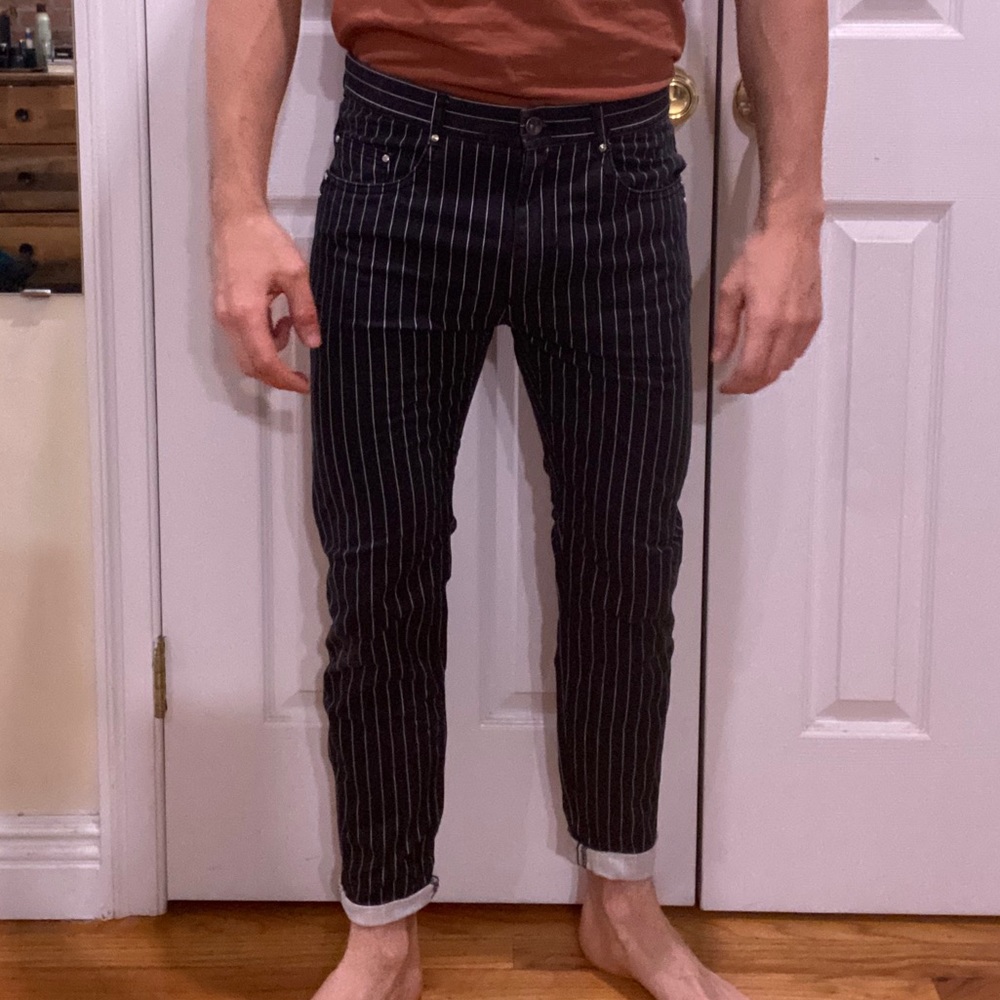 Men’s Zara pinstriped pants